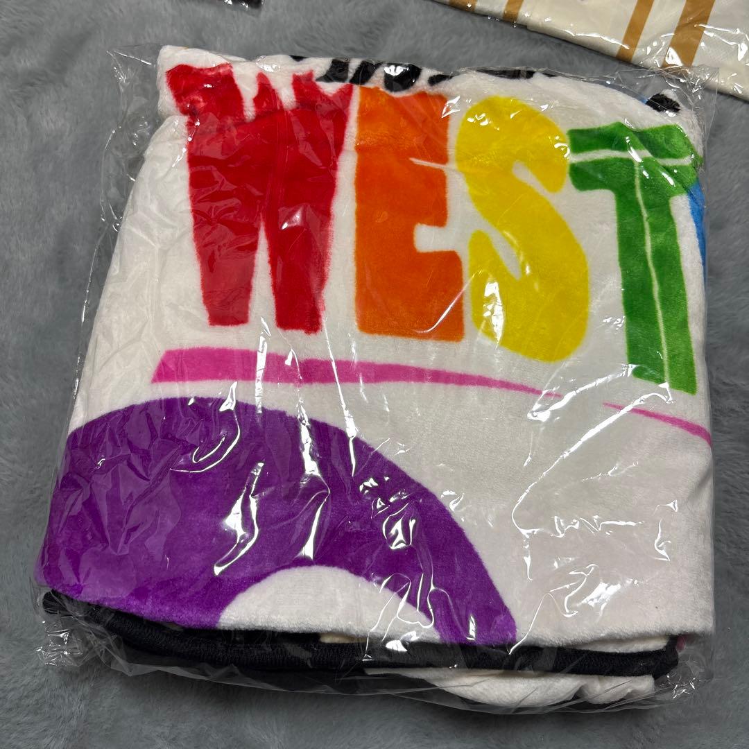 WEST フード付きジップアップセット