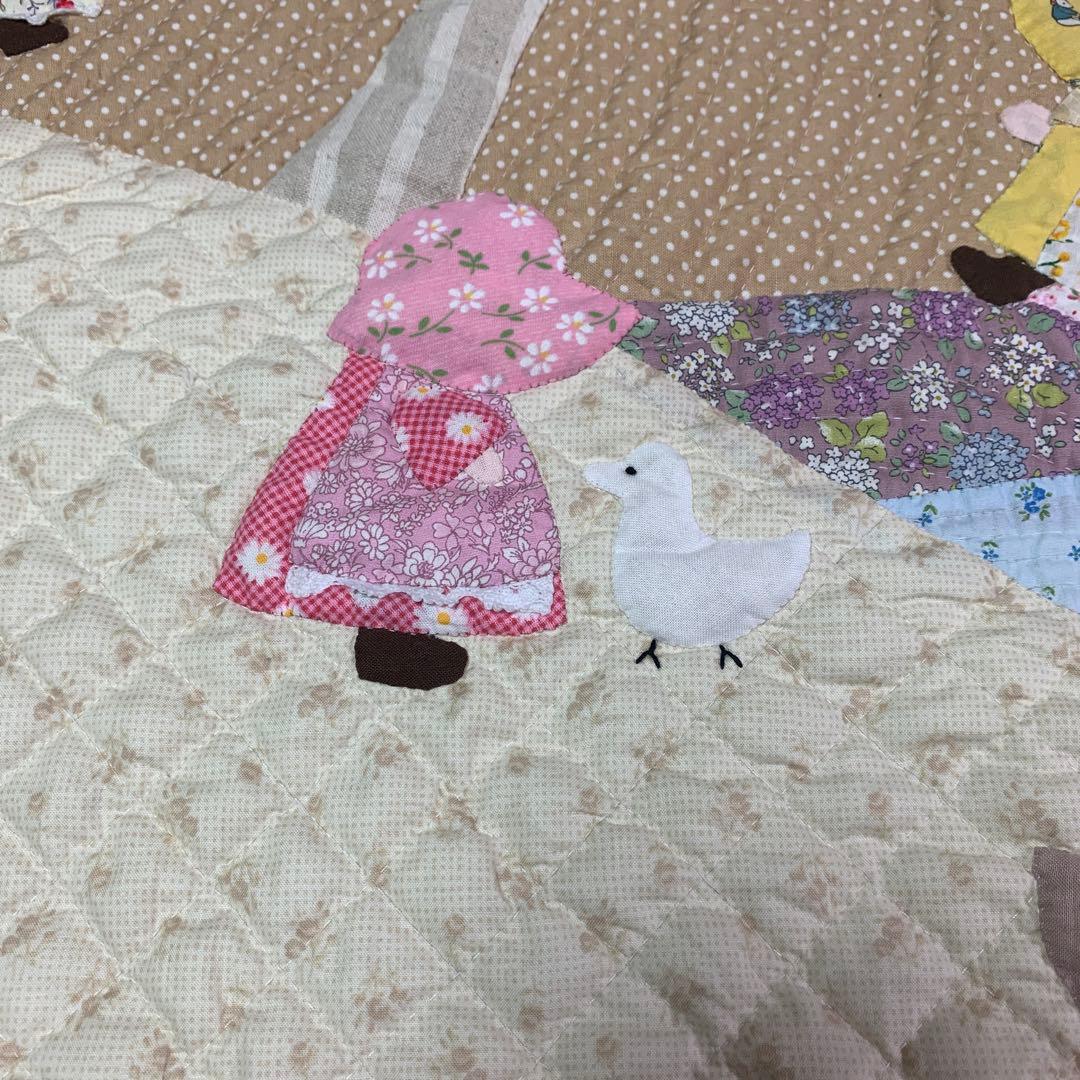 パッチワーク　スーちゃんタペストリー