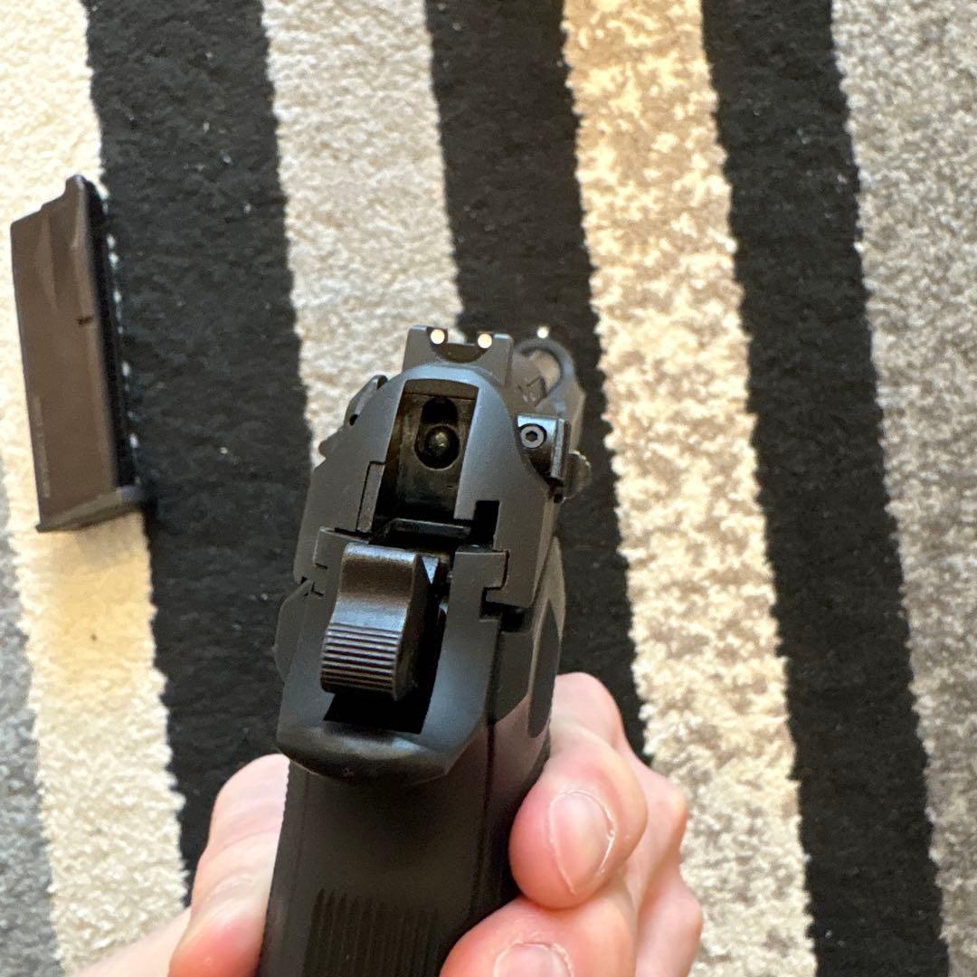 KSC M9 HW ヘビーウェイト　システム7 ガスブローバックピストル