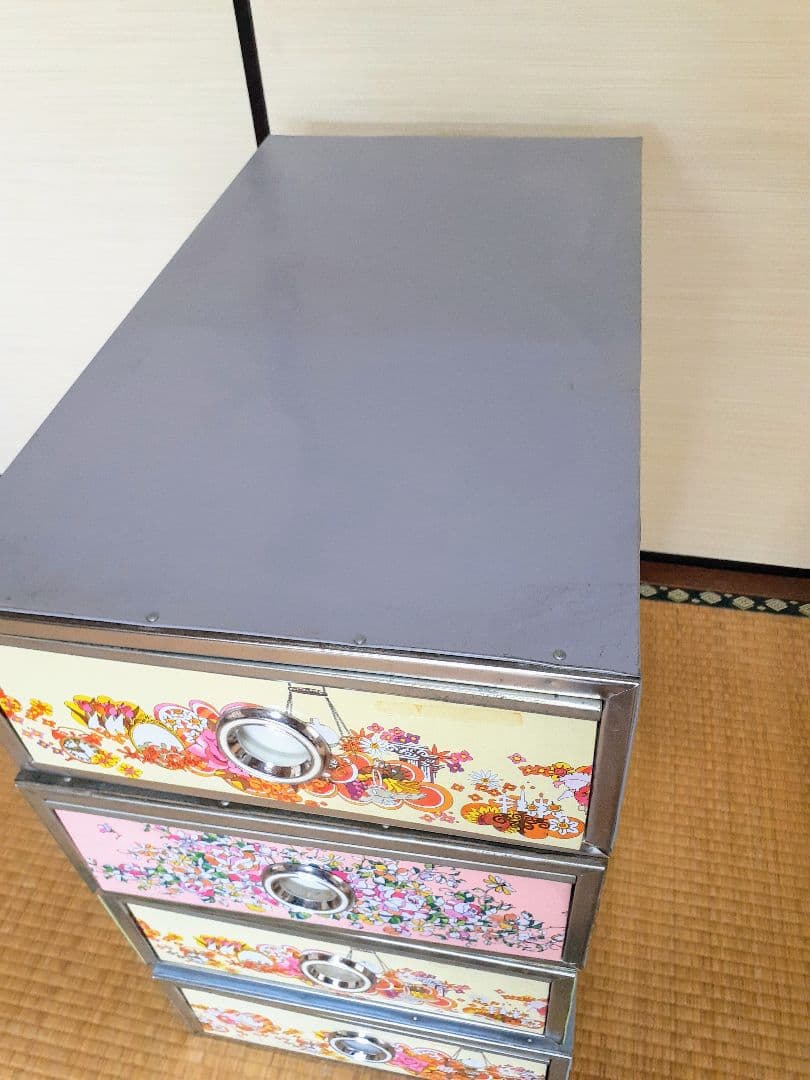 昭和レトロ　衣装ケース4つセット　レトロポップ柄