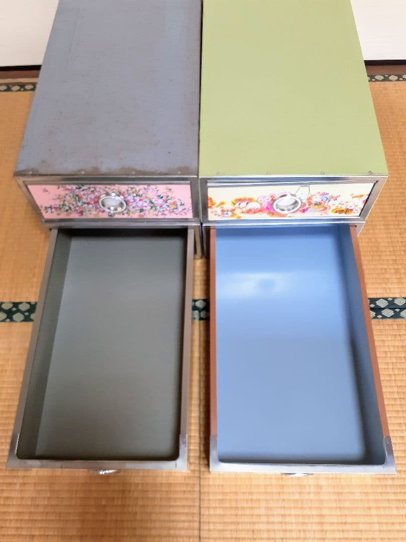 昭和レトロ　衣装ケース4つセット　レトロポップ柄