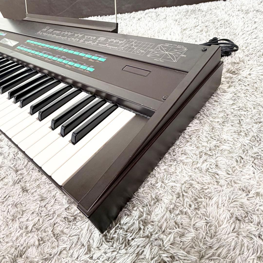 廃盤 ヤマハ シンセサイザー DX7 ハードケース付き 61鍵盤 32音色 美品