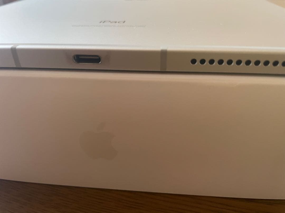Apple iPad 第10世代　64GB