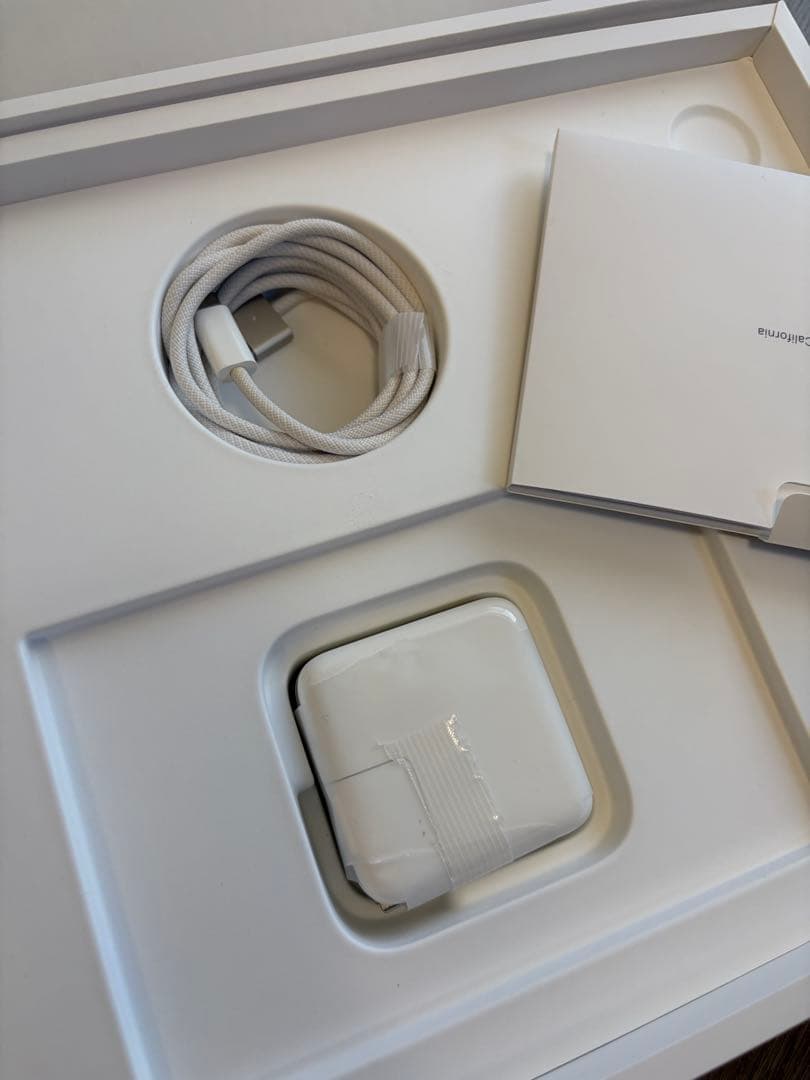 M*気様 2023 MacBook Air M2 8GB 13.6インチ USキ