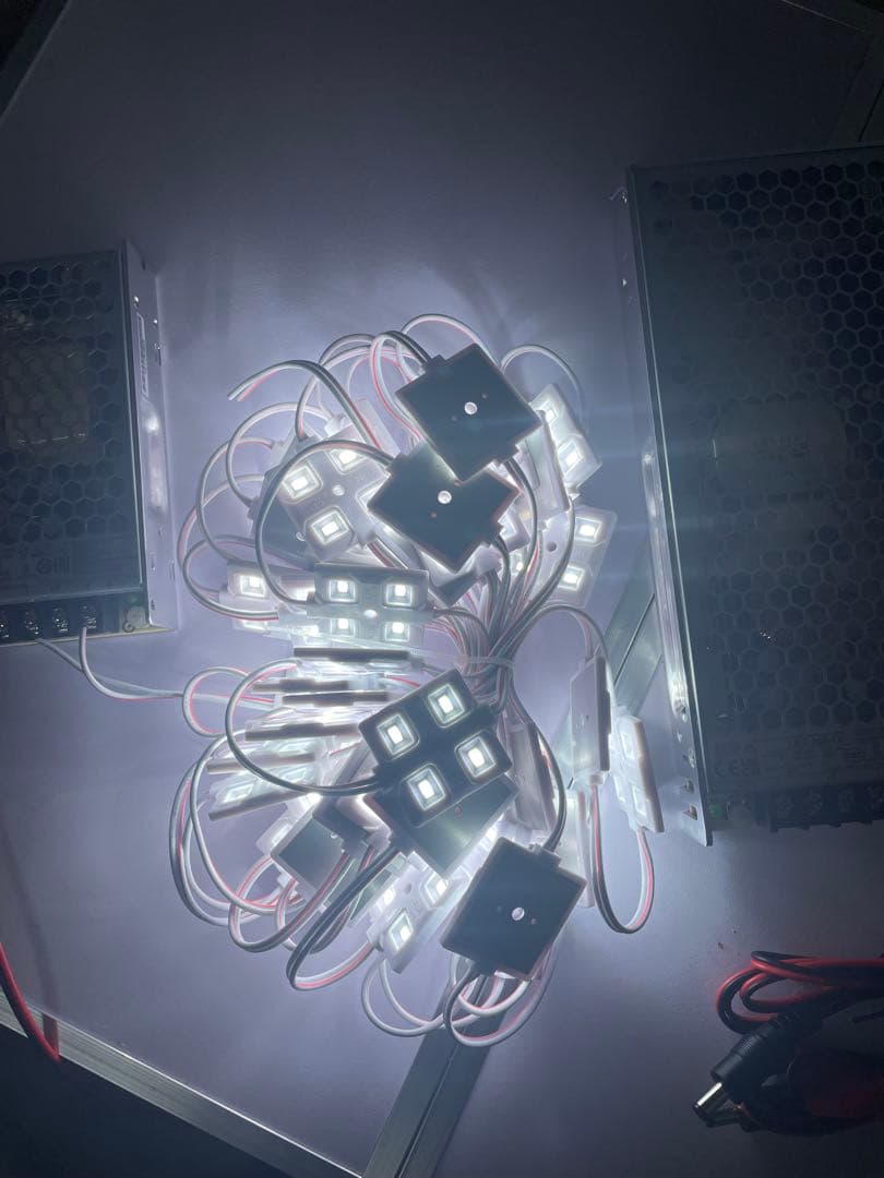 新品未使用　業務用　防水ＬＥＤ照明と電源ユニットのフルセット　とても明るいです！