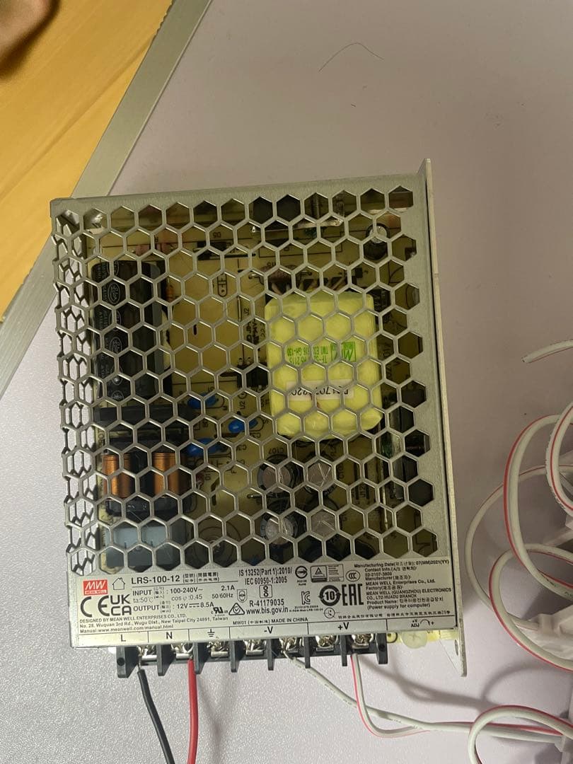 新品未使用　業務用　防水ＬＥＤ照明と電源ユニットのフルセット　とても明るいです！