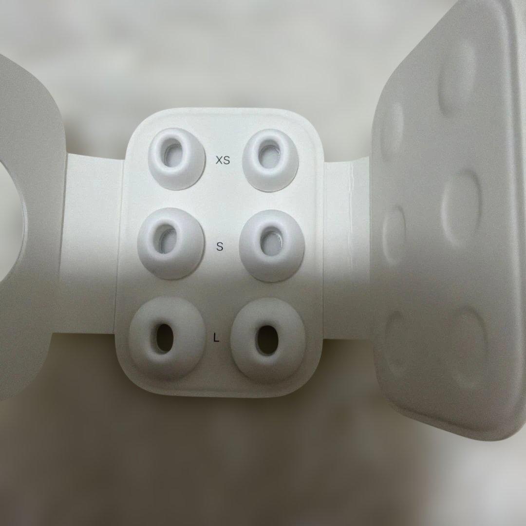 AirPods Pro ホワイト 充電ケース付き