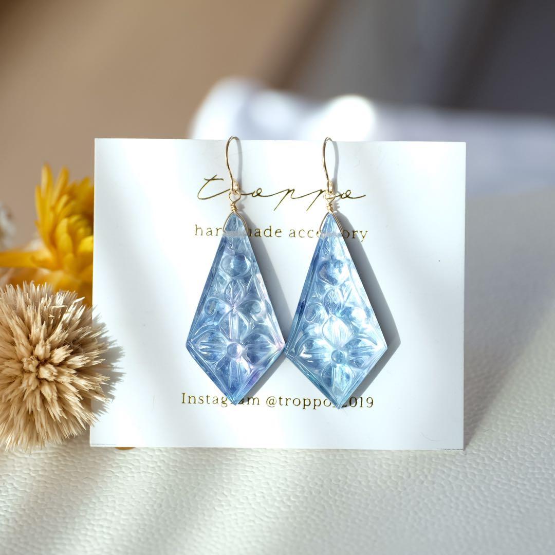 14kgfラピスラズリフラワーカービングピアス/イヤリング