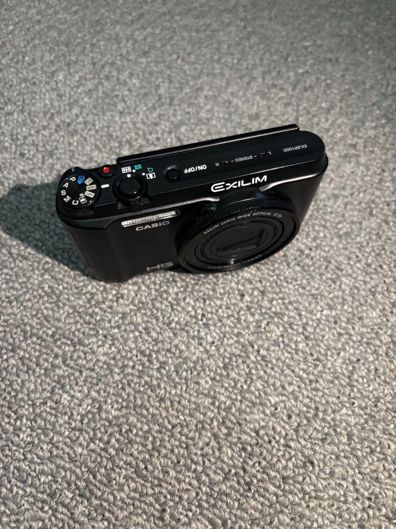 デジタルカメラ CASIO EX ZR 1000