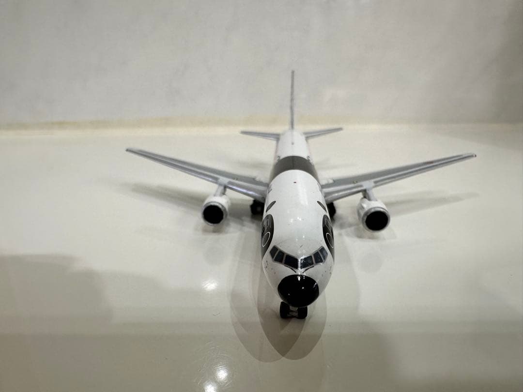 ANA B767-381ER FLY!パンダ号 1/400ダイキャストモデル
