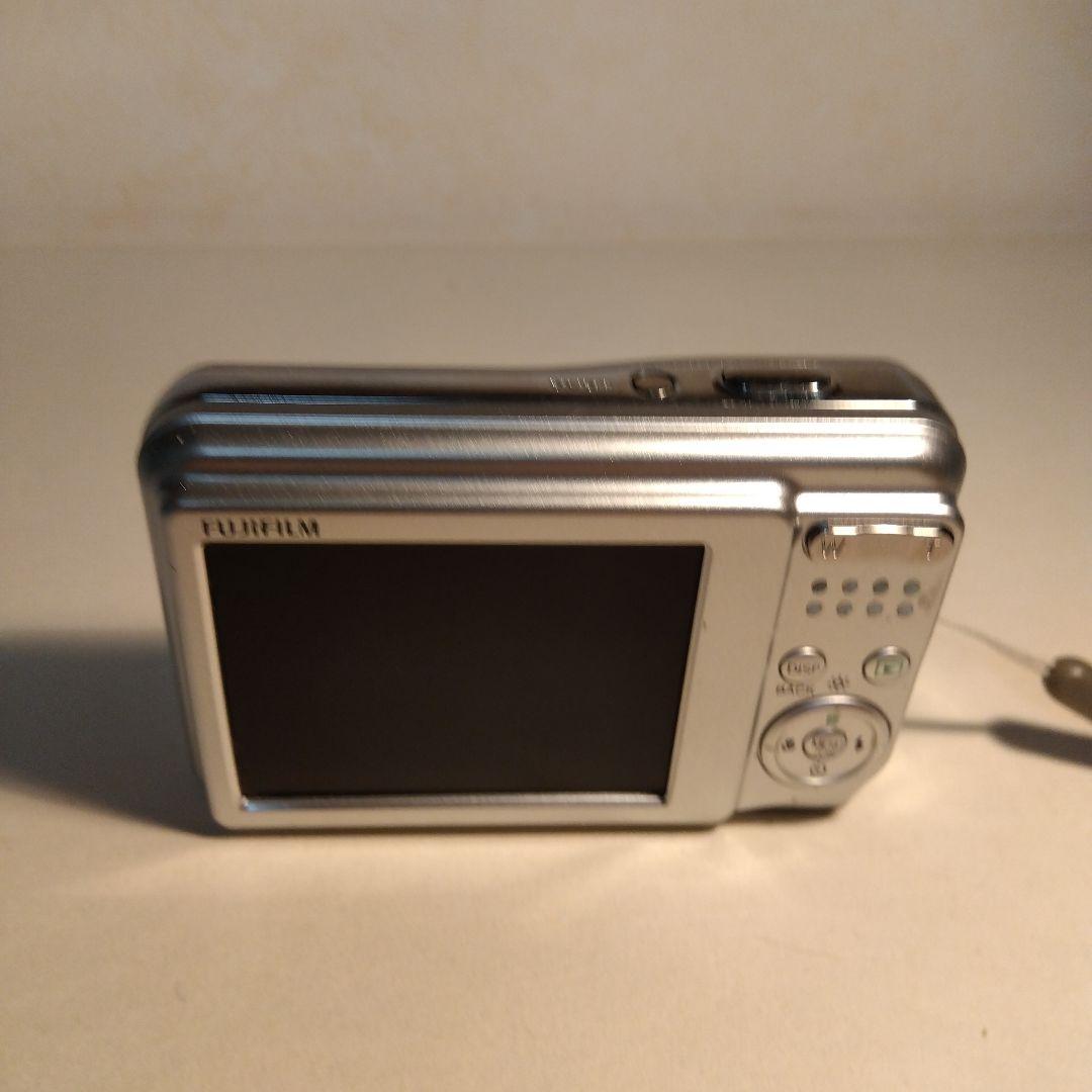 美品 FUJIFILM 10.2MEGA PIXELS コンパクトデジタルカメラ