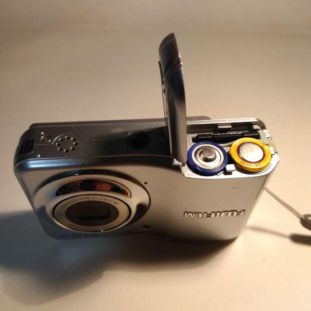 美品 FUJIFILM 10.2MEGA PIXELS コンパクトデジタルカメラ