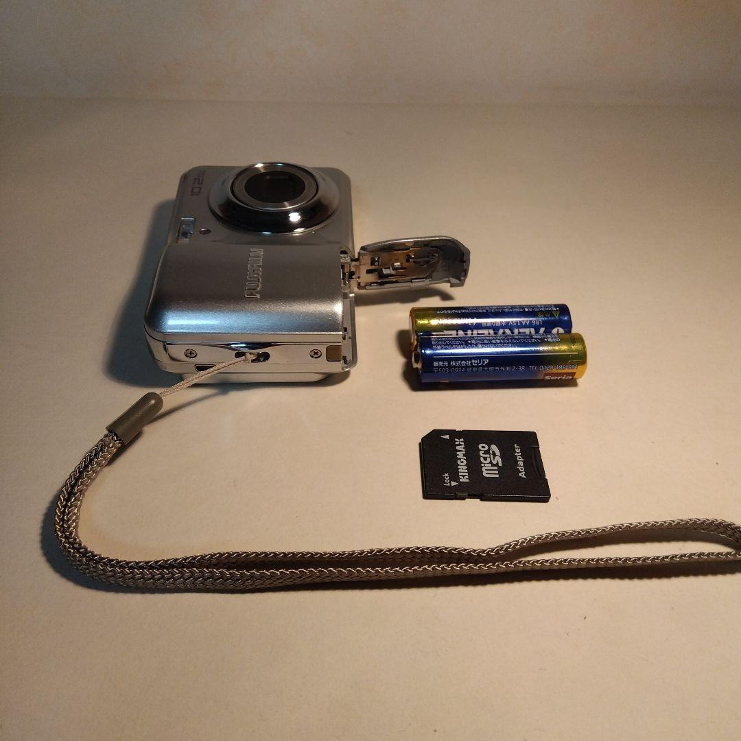 美品 FUJIFILM 10.2MEGA PIXELS コンパクトデジタルカメラ