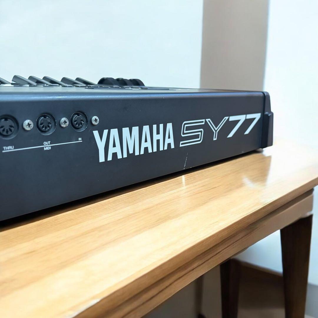 動作品✨ヤマハ SY77 シンセサイザー 61鍵盤 説明書完備 美品 音出しOK