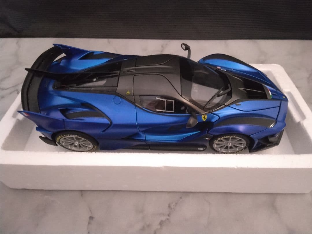 bburago ブラーゴ　フェラーリ　fxx k evo