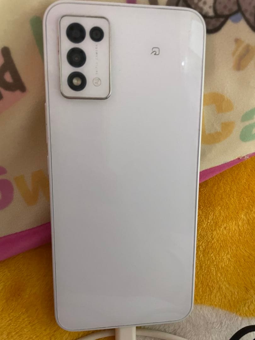 Libero 5G III ホワイト　A202ZT