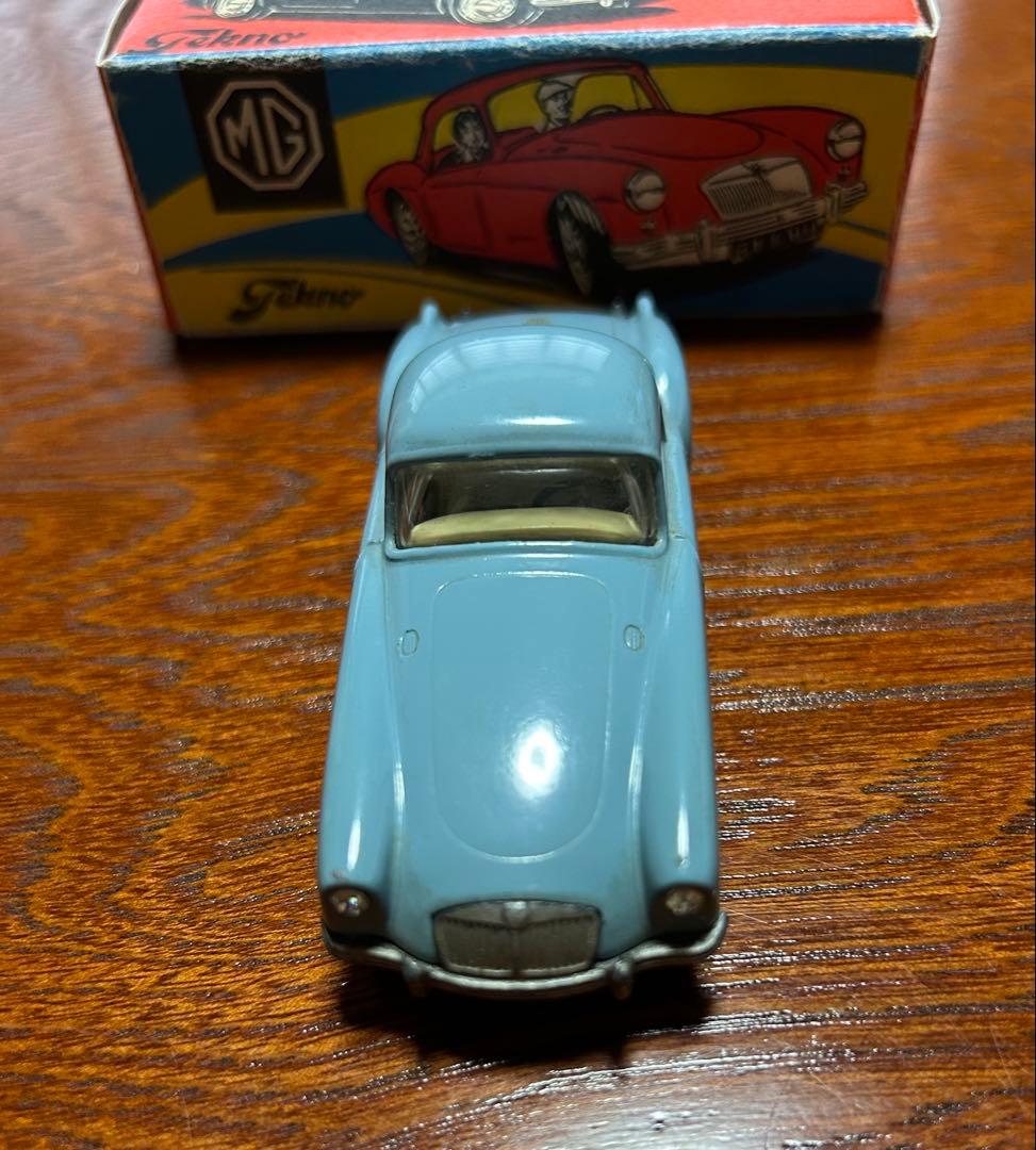 ミニカー Tekno no.824 MGA 1600