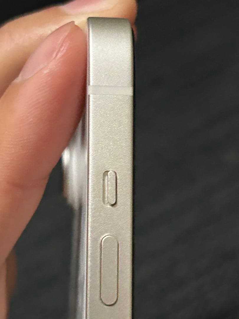 iPhone 14 本体 128GB 白 スターライト 美品 バッテリー100％