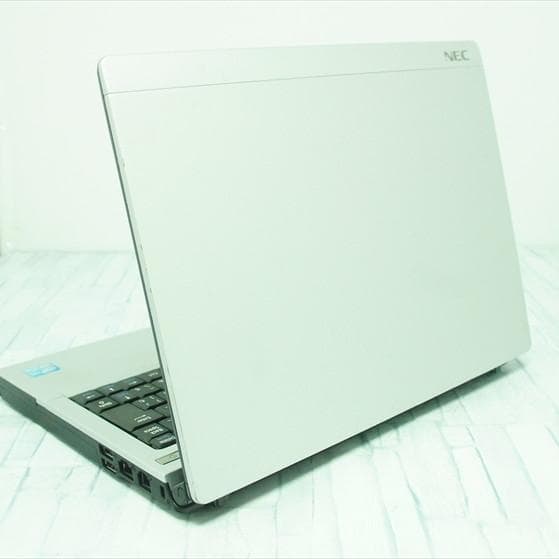NEC ノートパソコン本体 Core i7/8GB/1TB/Windows10