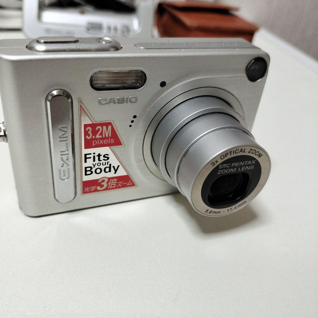 CASIO EXILIM EX-Z3 3.2M 光学3倍ズーム　ケース、説明書付