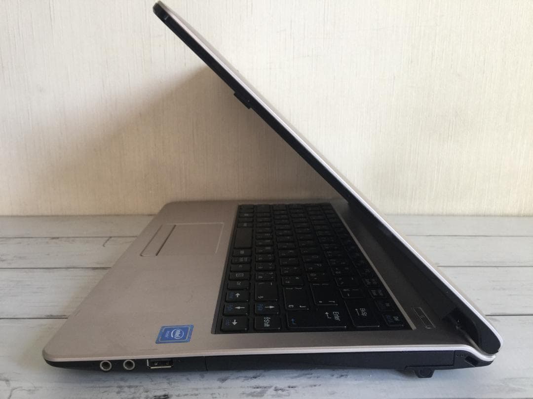 マウス LB-B422BN 14型TFT液晶　薄型・コンパクト ノートパソコン