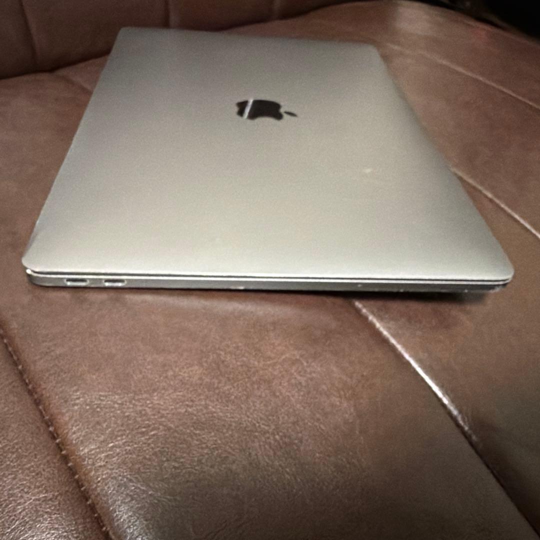 R*す様 MacBook Pro 2017 A1708