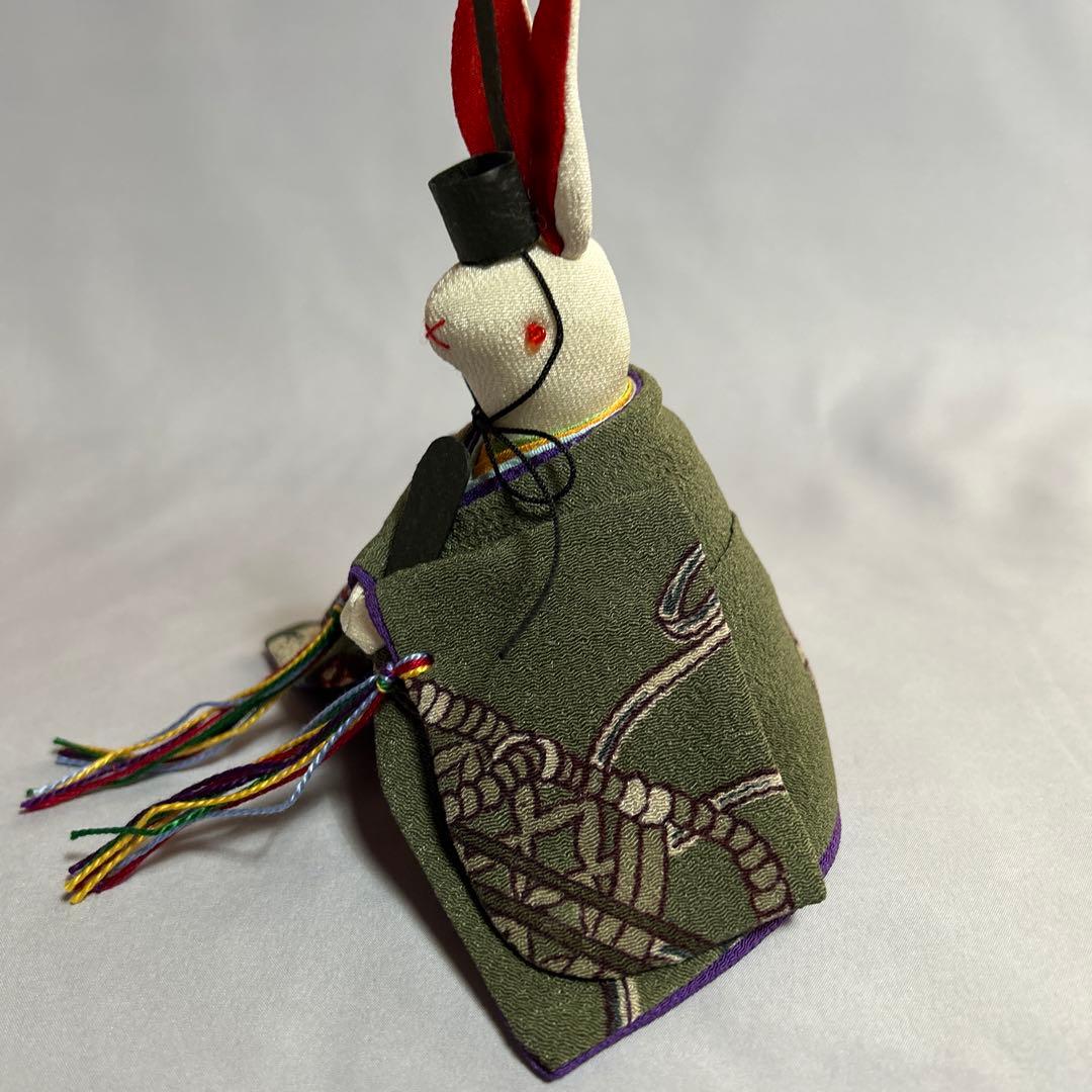 古布で作ったちりめん細工のうさぎのお雛様