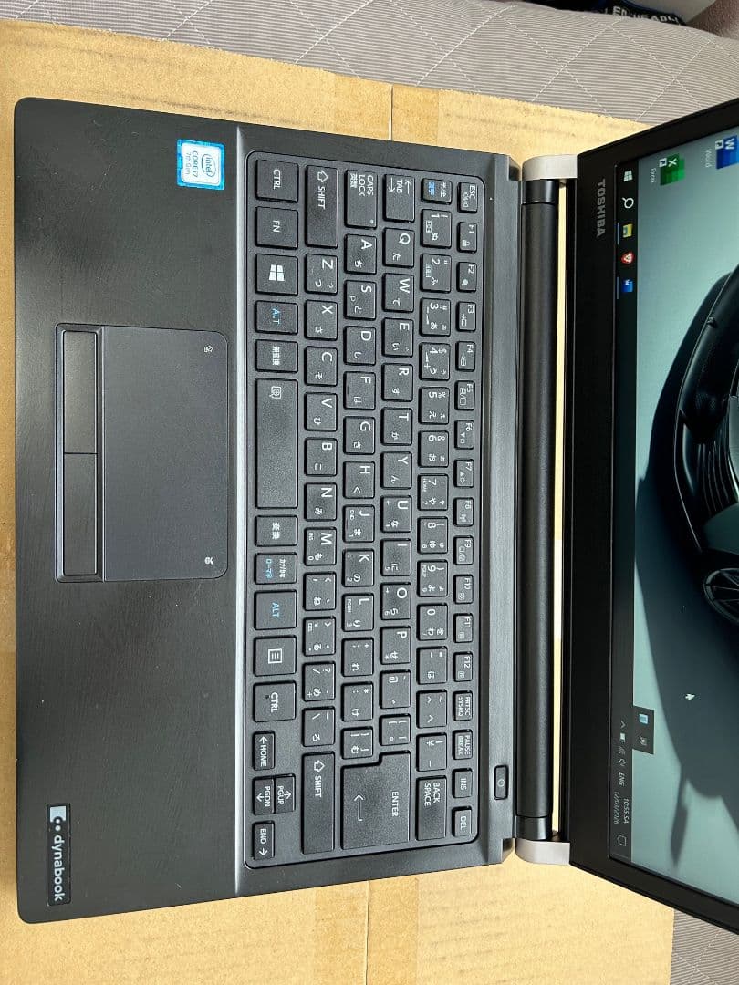 東芝 Dynabook RZ53/NB Core i7 8/255Gb