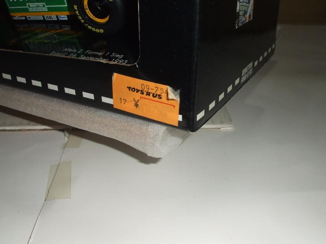 箱に難あり　ベネトン　フォード　Ｂ１９３Ｂ　シューマッハ　＃５　ノードライバー