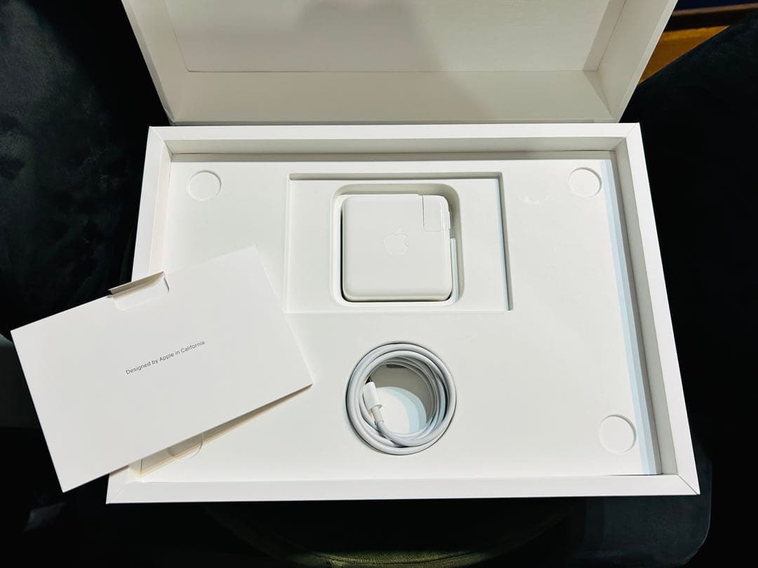 Apple MacBook Pro 2020 1TB 本体＆充電コード 箱付き