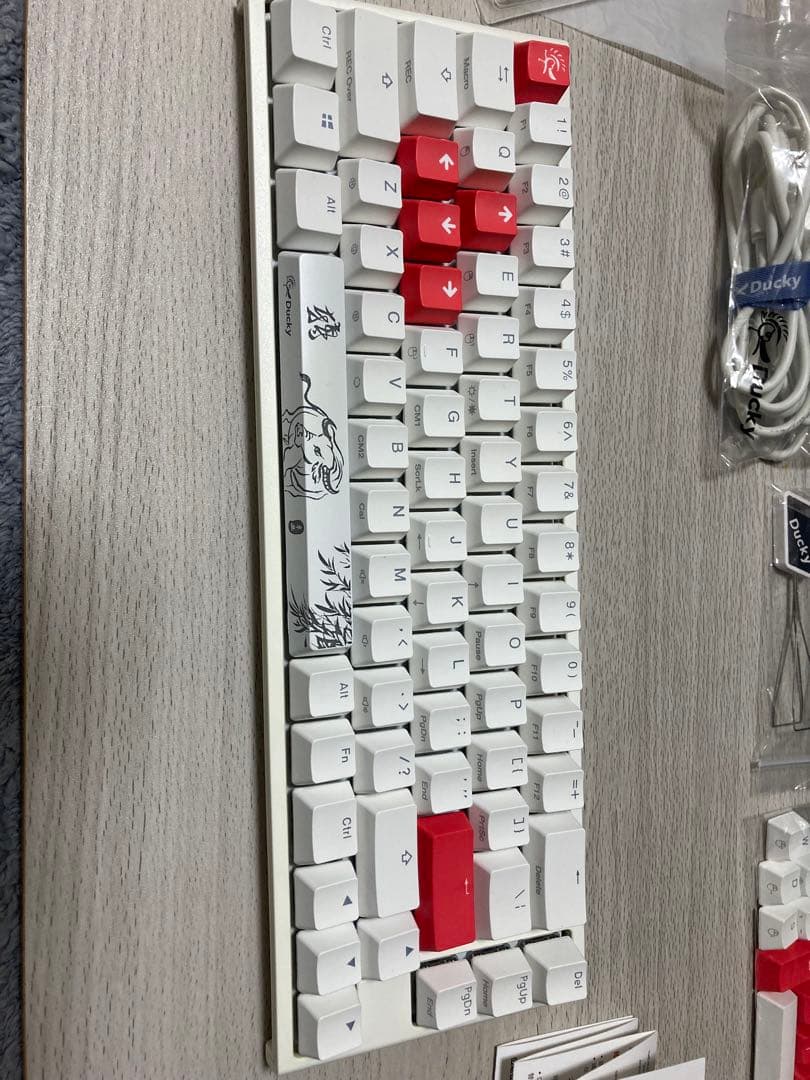Ducky One2 SF RGB 65% PureWhite 茶軸