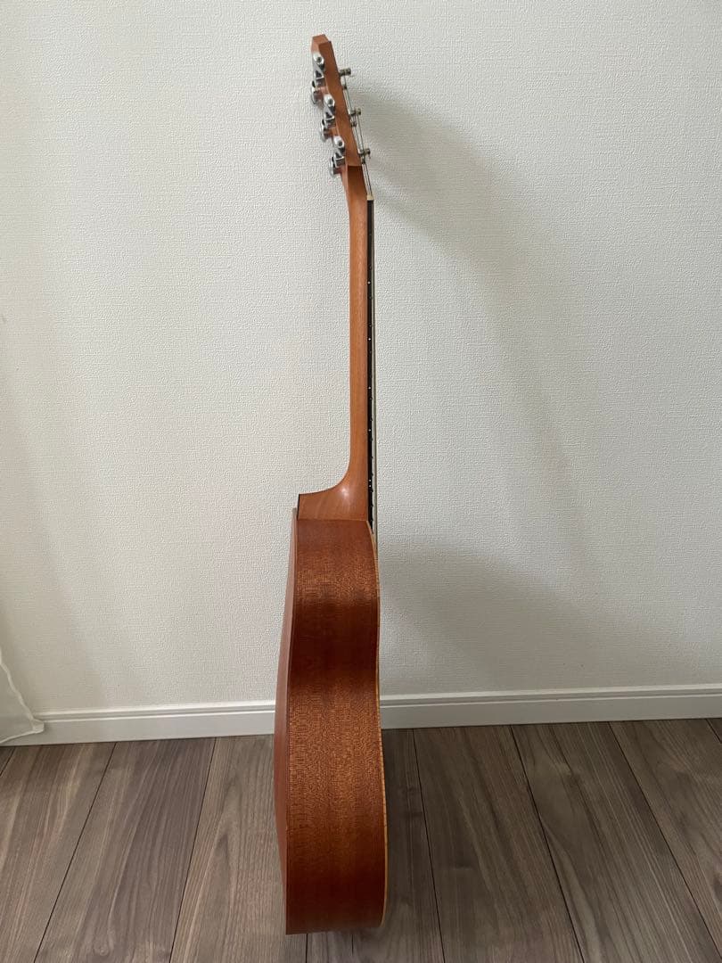 Taylor GS MINI ミニギター。