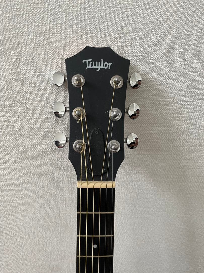 Taylor GS MINI ミニギター。