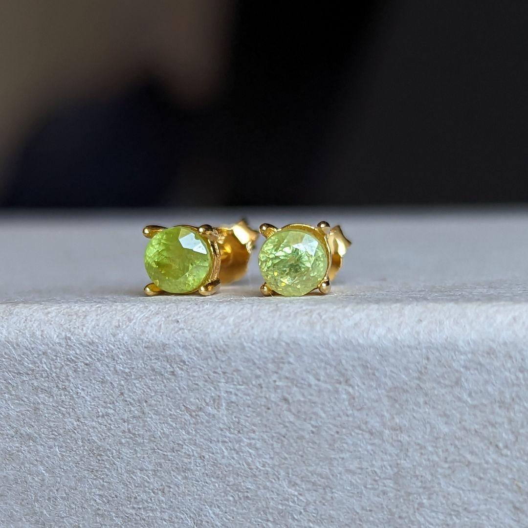 ST010✴18kgp スフェーン ファセットカット ピアス