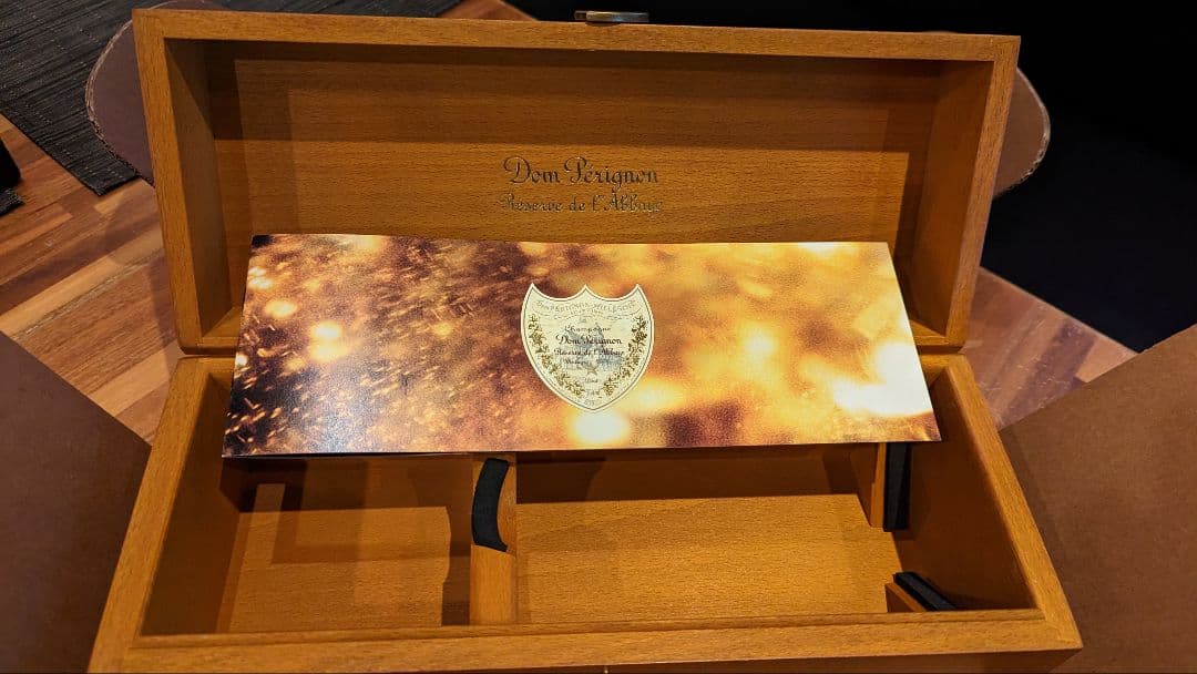 ドンペリニヨンの空き木箱　3箱