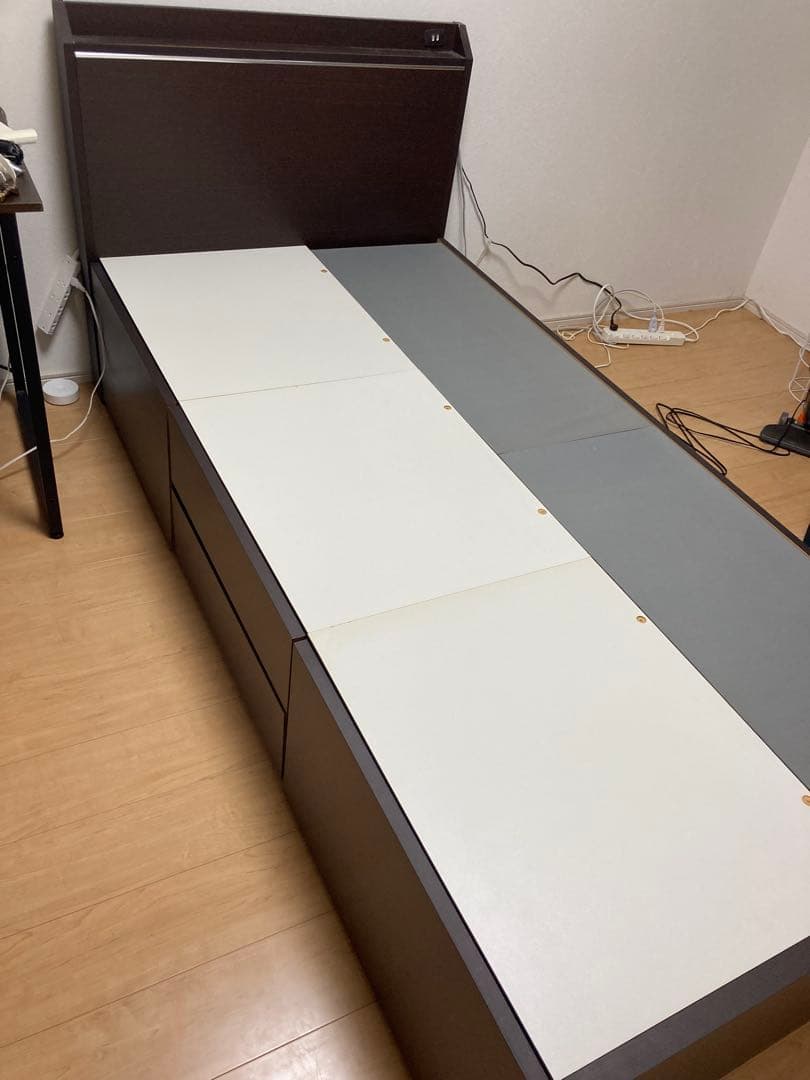 【〜3/7期間限定】ダークブラウン シングルベッドフレーム 引き出し付き