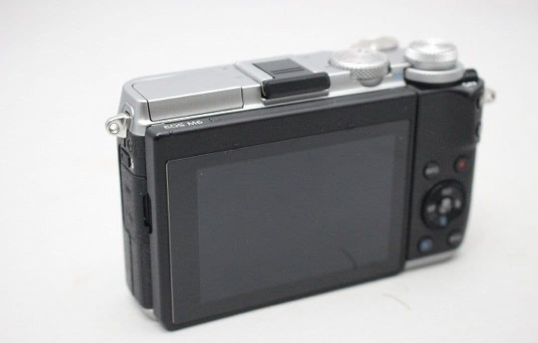 1月7日限定価格♪Canon キャノン EOS M6 ミラーレス ボディ本体
