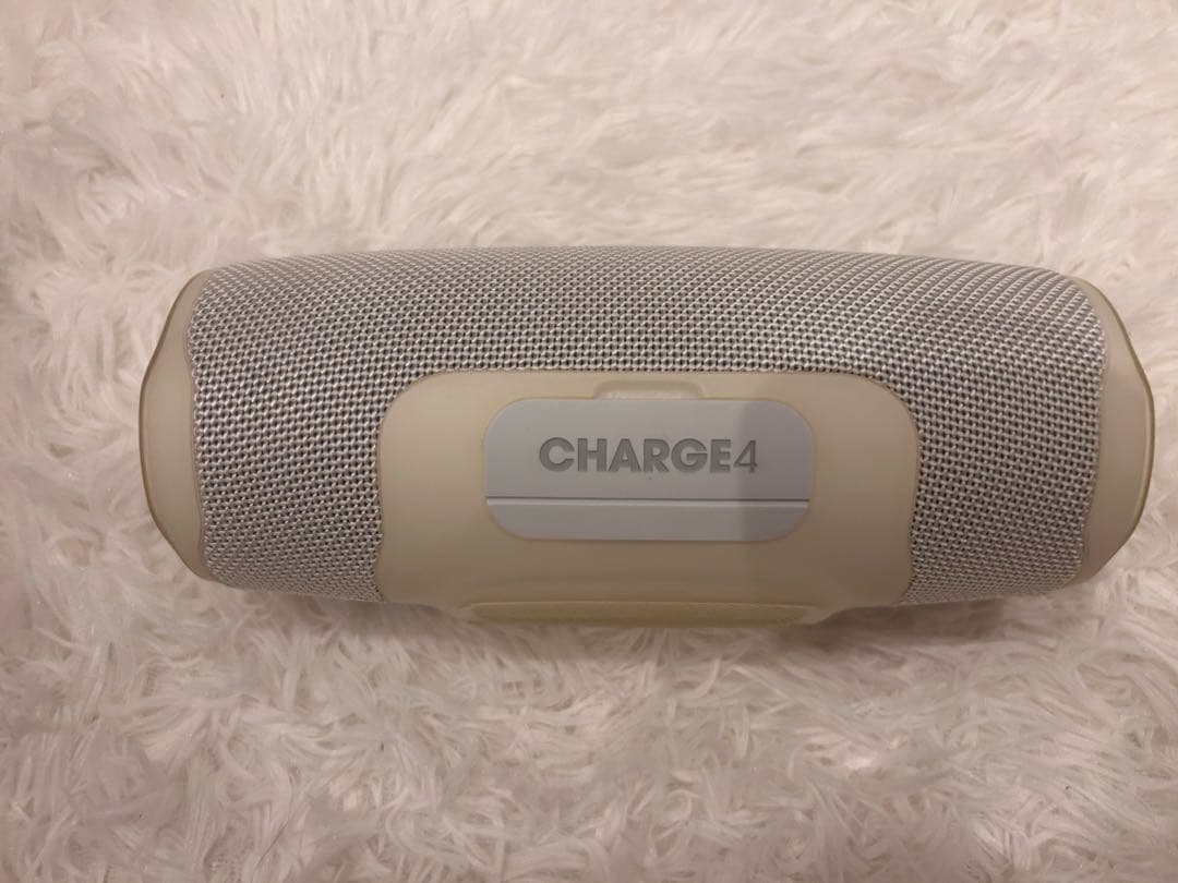 美品 JBL Bluetoothスピーカー charge4 ホワイト