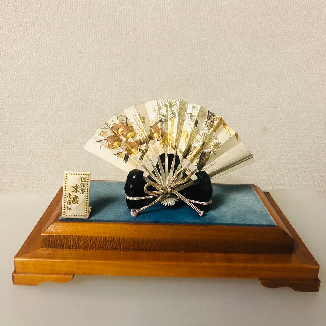 E26骨董品✨ 武比古作 純銀製 扇飾り 木製ガラスケース 置物21g
