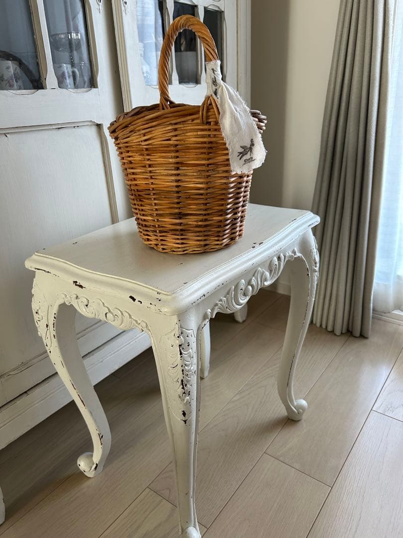 フランスシャビーシック ホワイトミニテーブル