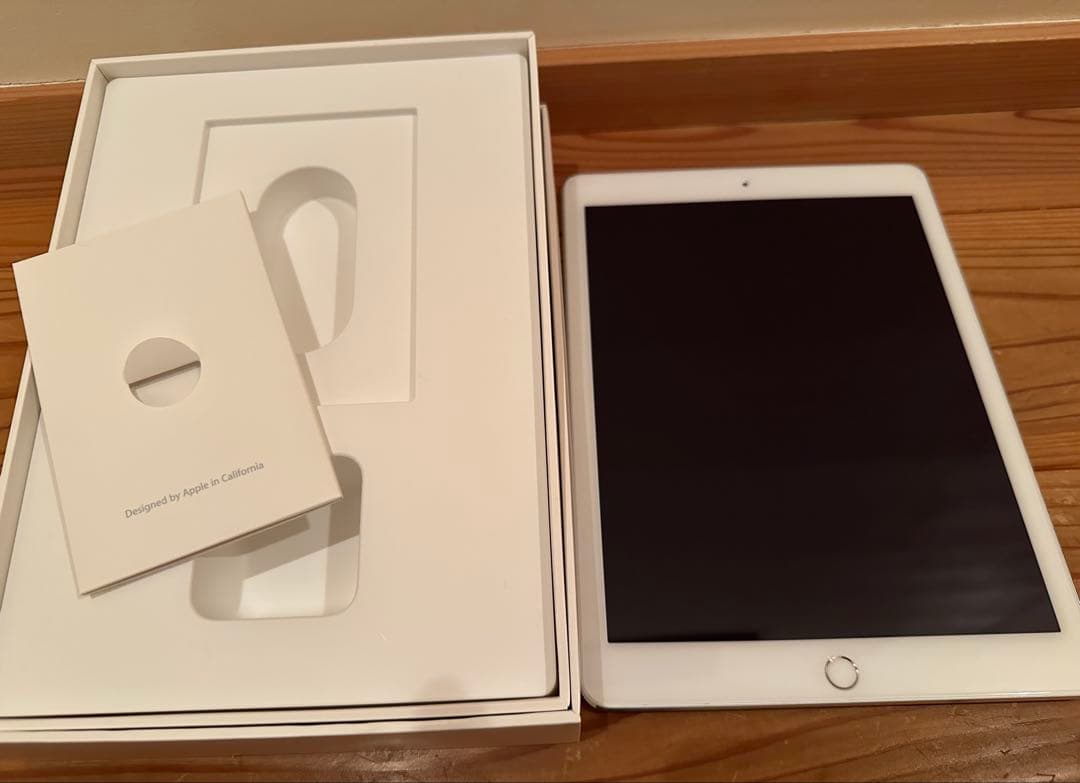 iPad Air2 32GB シルバー　Wi-Fiモデル