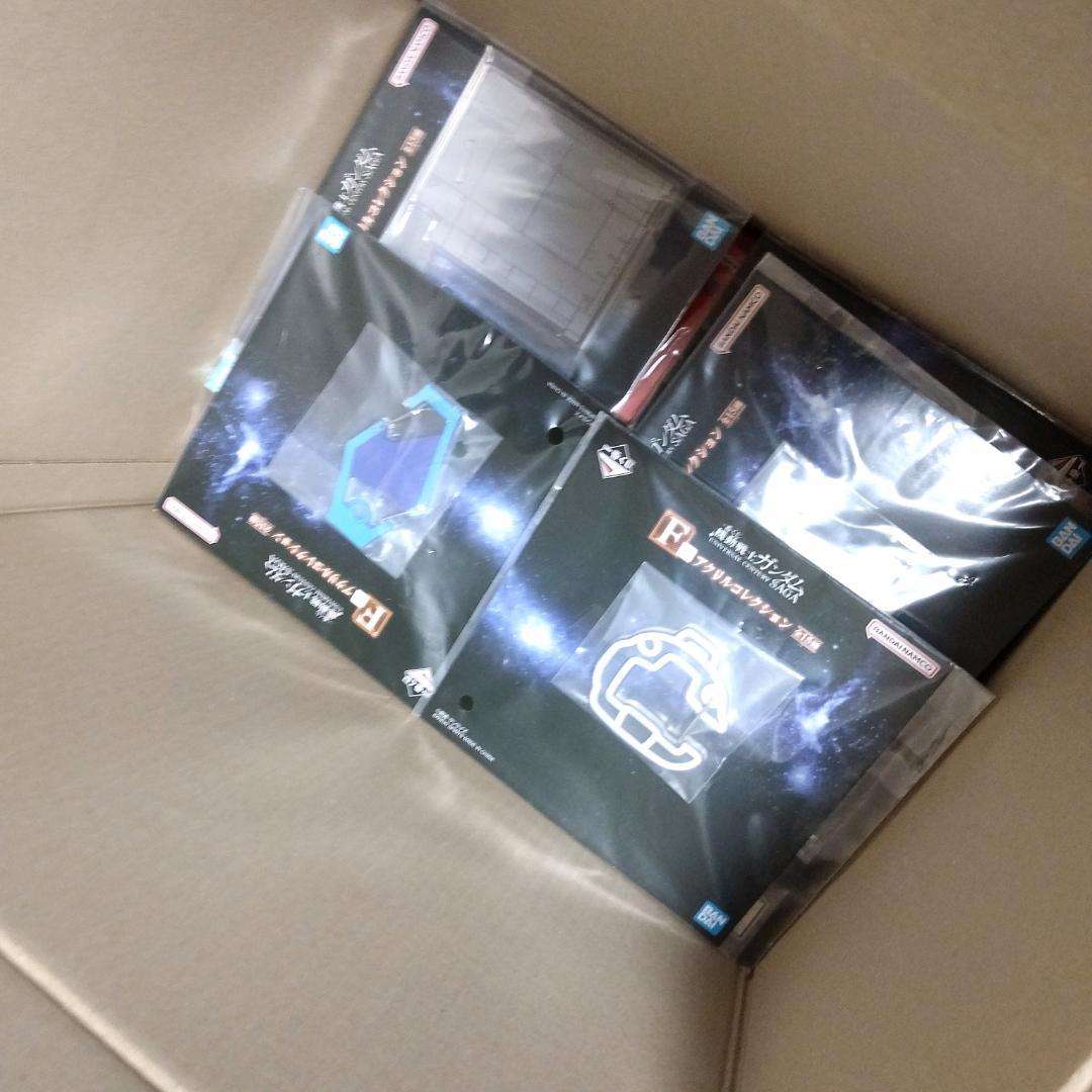 人気キャラグッズ　100サイズ　6kg超　雑貨　大量　即出荷可能　150以上