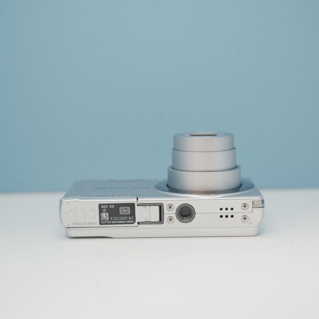 CASIO EXILIM EX-Z28 デジカメ 美品 a5173