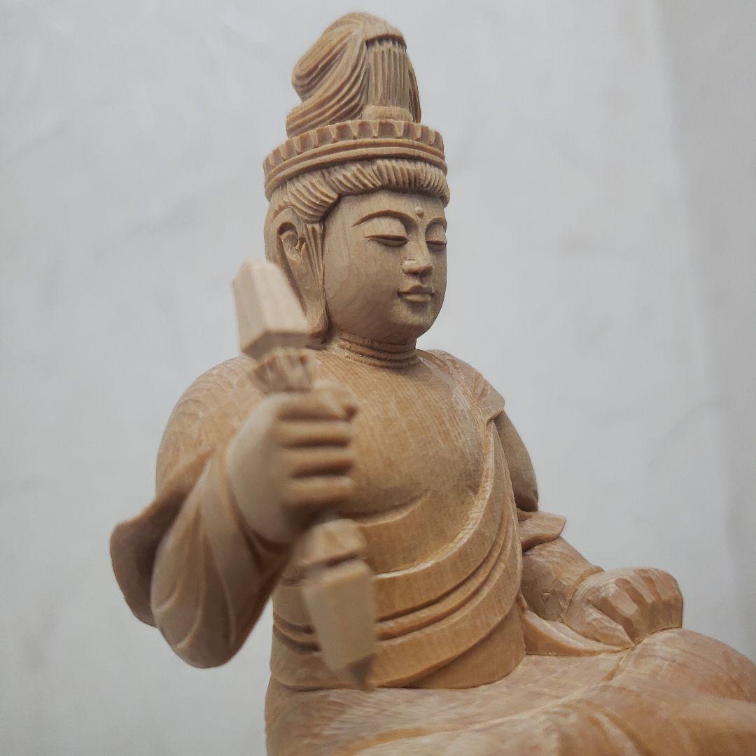 蔵出し特価ノミ跡手彫りヒバ材 帝釈天像2.2寸 総高さ約22.5cm