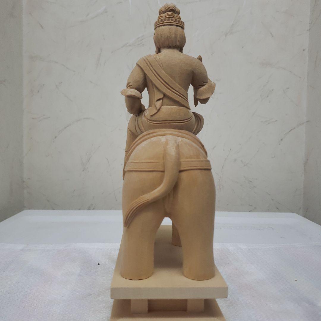 蔵出し特価ノミ跡手彫りヒバ材 帝釈天像2.2寸 総高さ約22.5cm