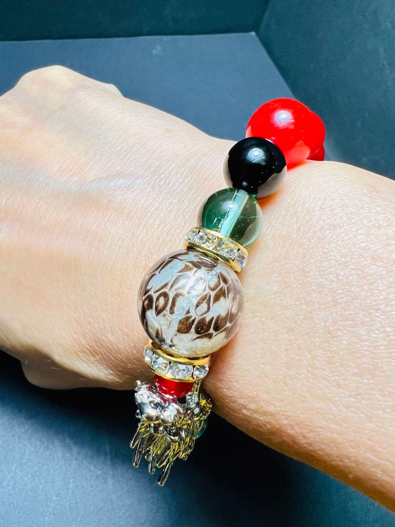 沖縄ハブ琉石&銀龍頭 秘紅石 黄緑水晶 超金運ブレスレット❗️宝くじ運 すごい波動