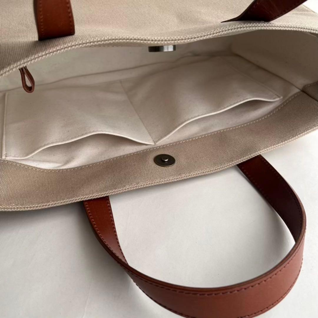 帆布トートバッグ　ラウンドフォルム本革ハンドル　ベージュ