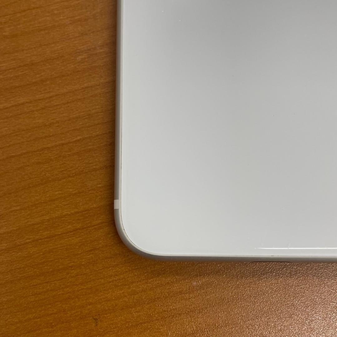 i*e様 動作確認済み iPhone SE 第二世代 128GB ID:B832