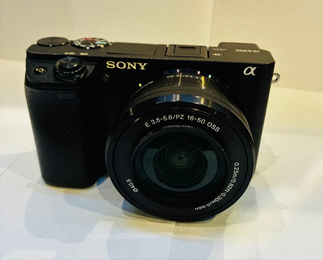 SONY α6300 ズームレンズキット　ILCE-[Eマウント]用レンズ