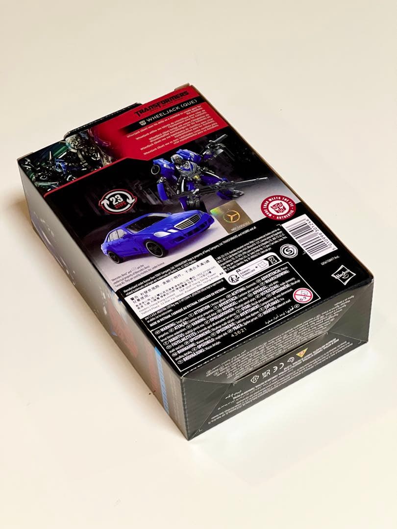 トランスフォーマー　スタジオシリーズ　ホイルジャック (QUE)　海外版